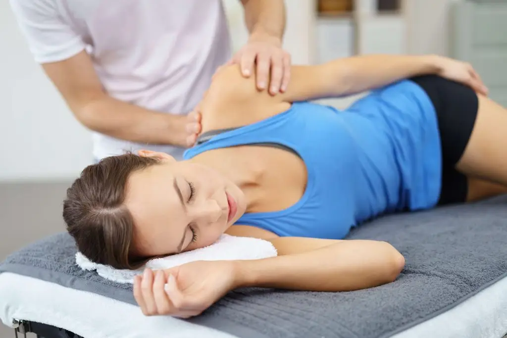 benefits of manual therapy