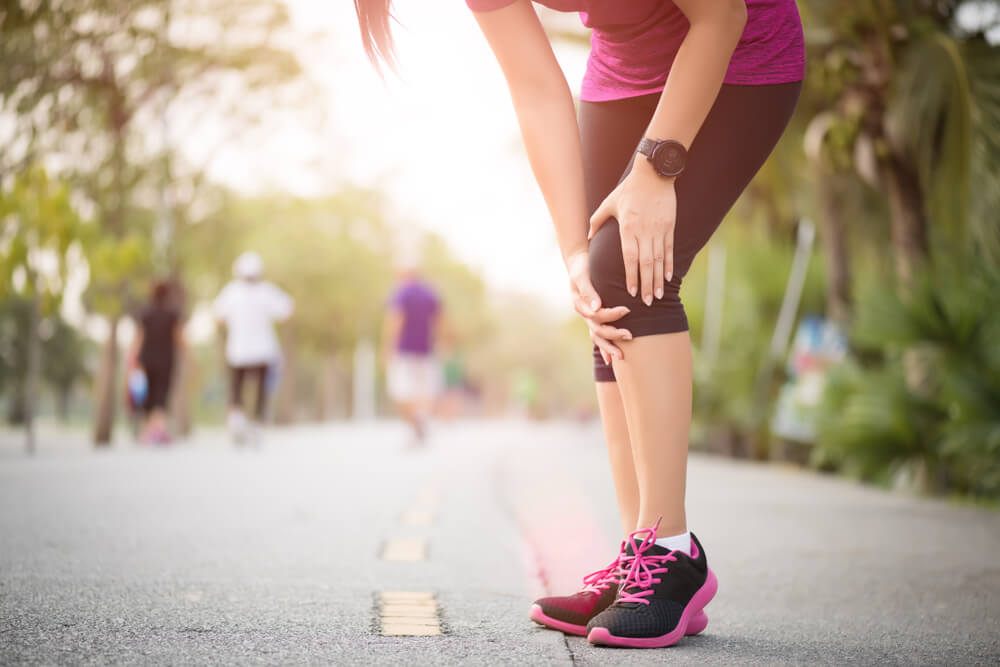 Three knee injuries commonly caused by running shutterstock 1344062630 knee injuries from running