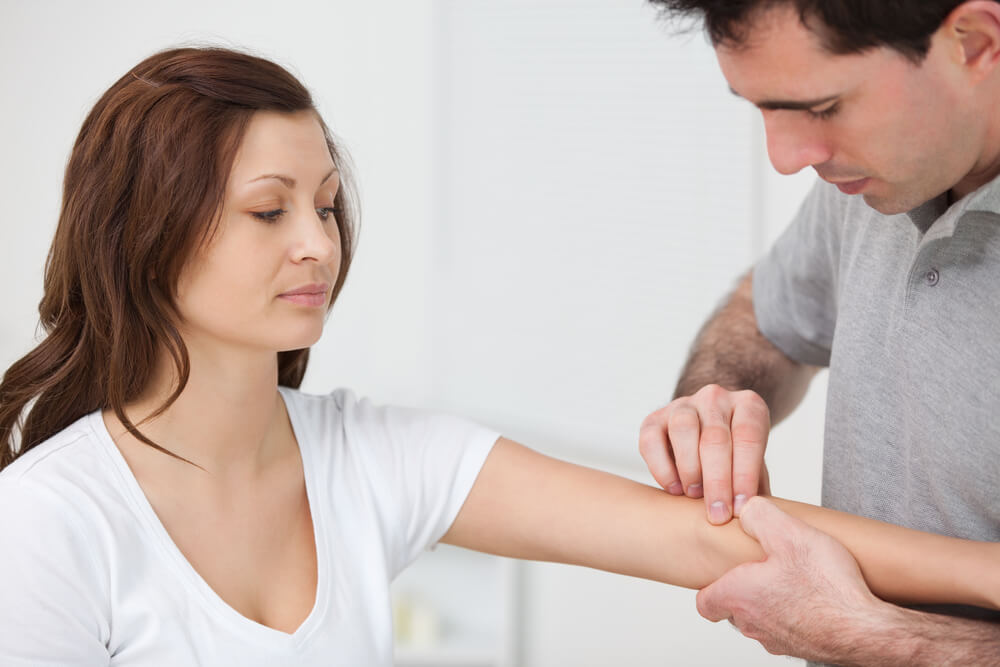 why does my elbow hurt when i extend it? | excel pt