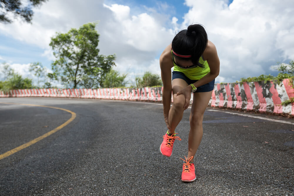 why do my ankles hurt when i run