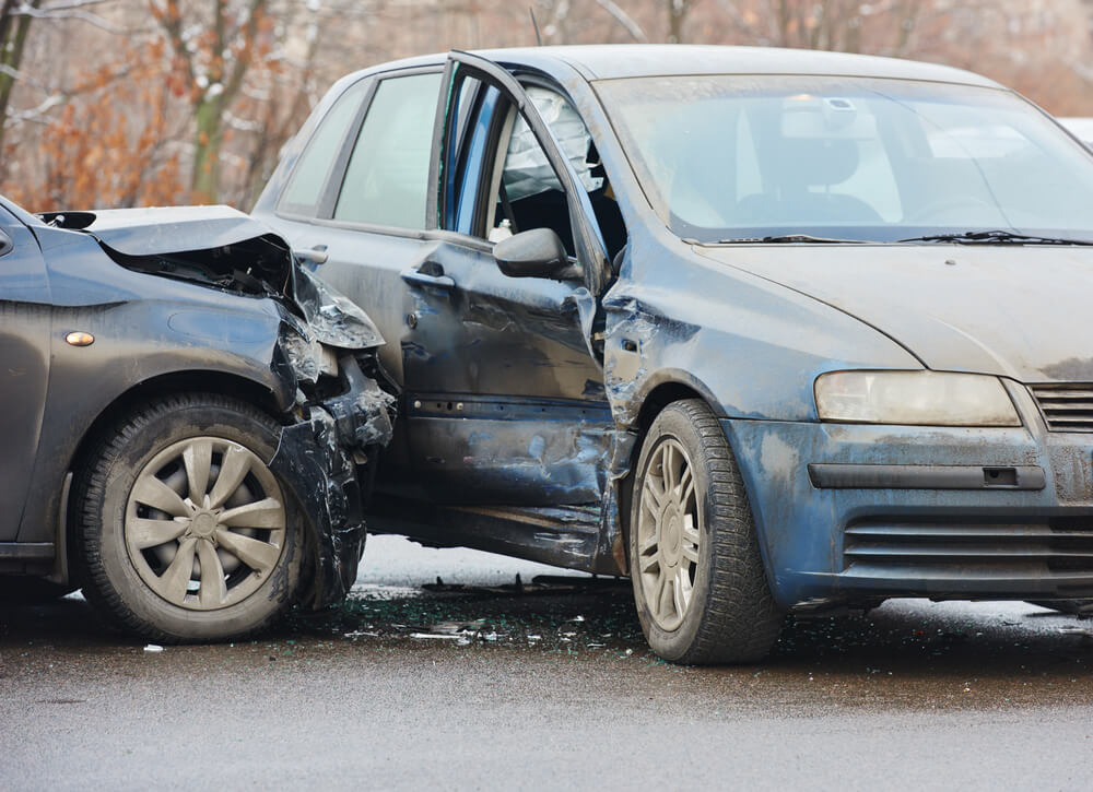 4 T-bone car accident injuries a physical therapist can help you treat
