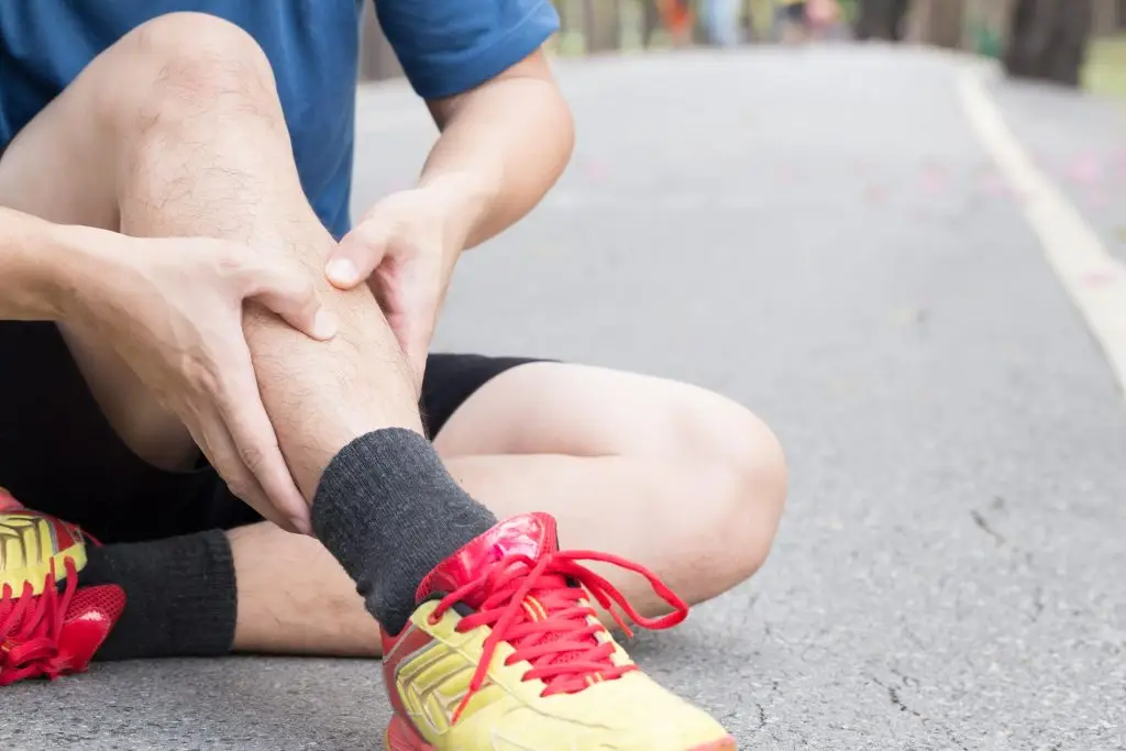 how to find relief with shin splint stretches leg pain